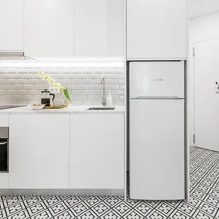 Modern Invicta By Upperground Apartament