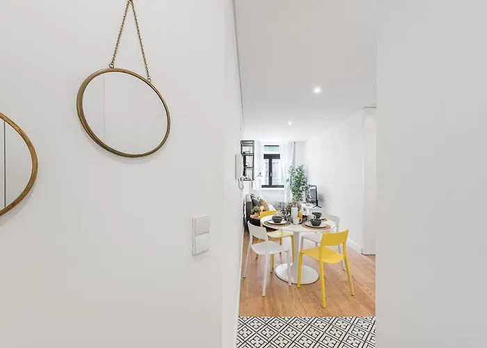 Modern Invicta By Upperground * بورتو