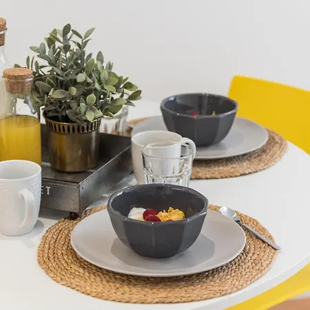 Modern Invicta By Upperground * 波尔图